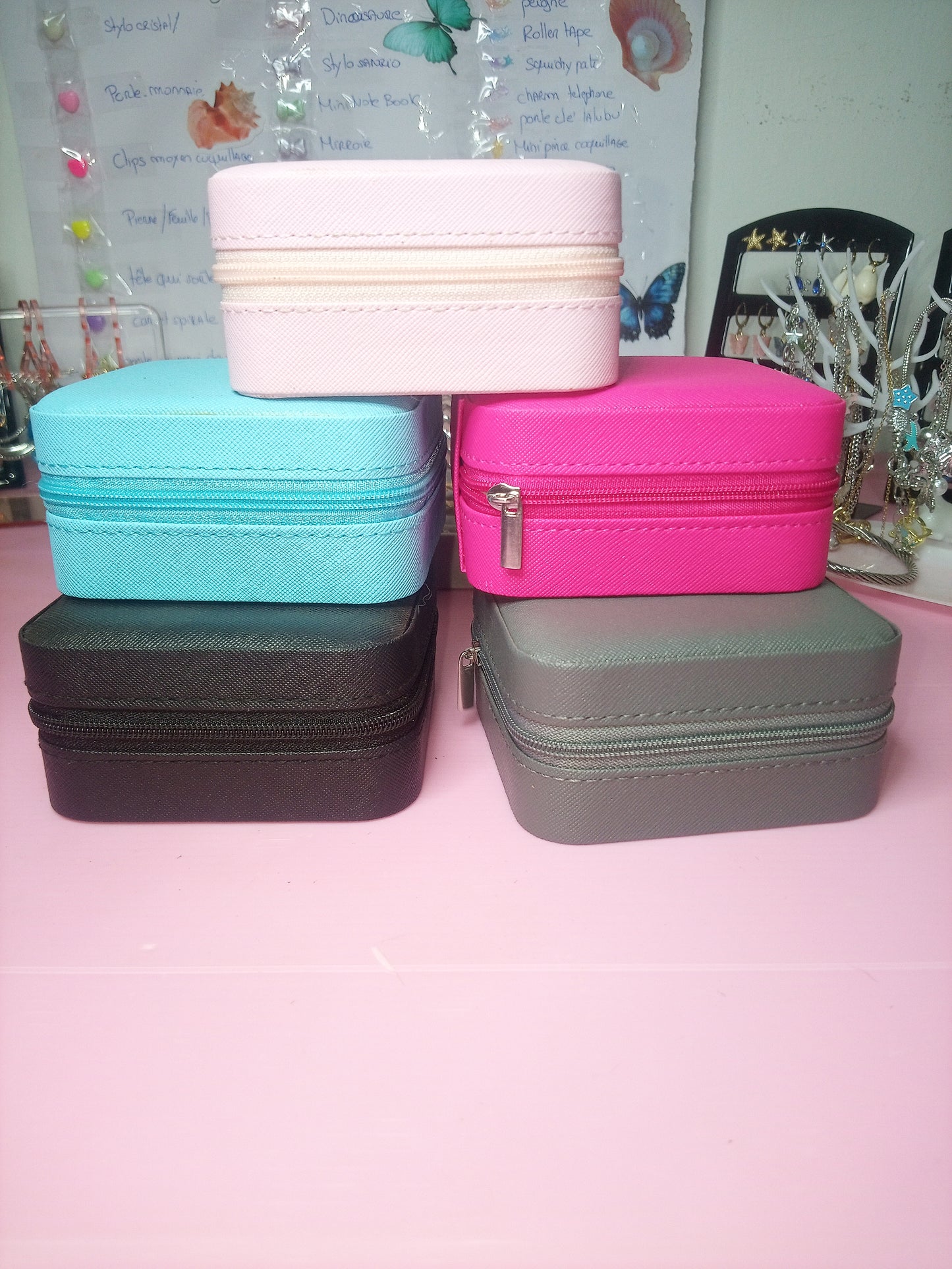 Mystery Jewelry Box - קופסת תכשיטים מסתורית